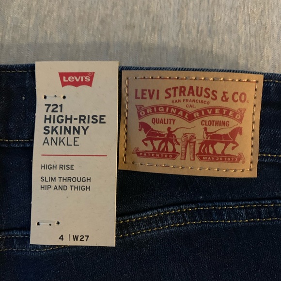 Levi’s 721 High Rise Skinny Ankle Jeans - Picture 2 of 3